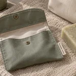 Pochette savon solide étanche pour éviter le sac de douche qui fuit
